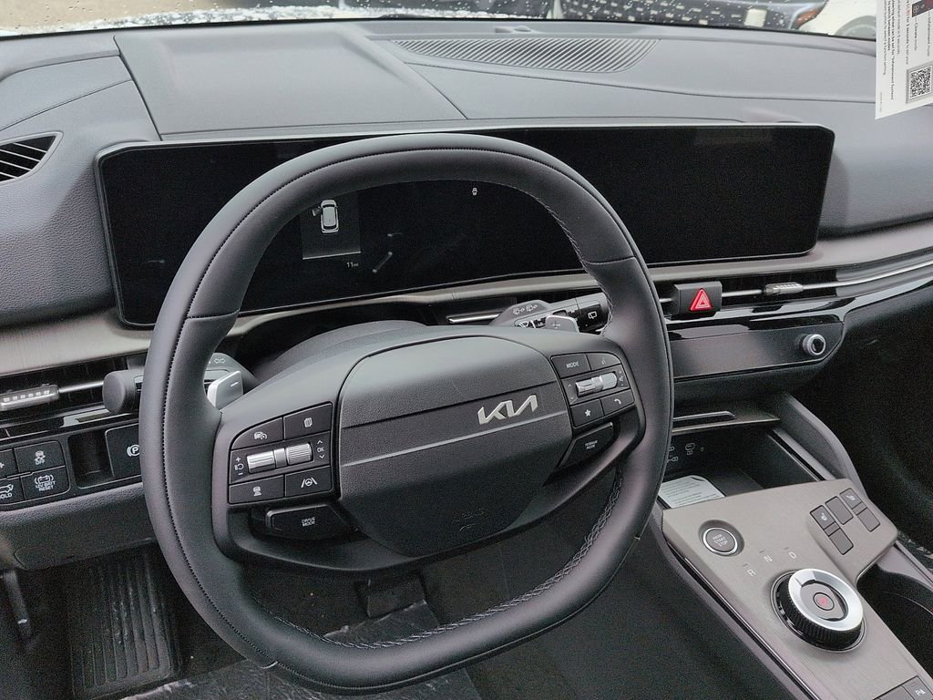 New 2026 Wolf Gray Kia X-Line image 9
