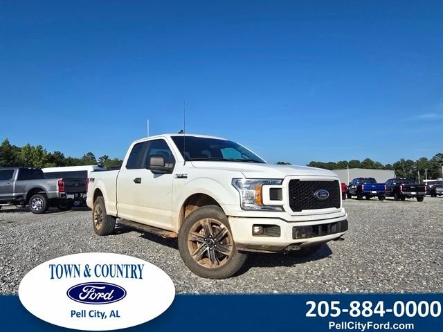 Used 2020 White Ford XL image 1