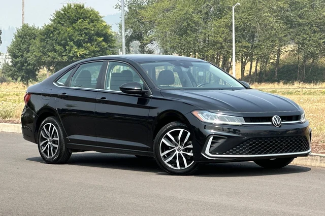 2025 Volkswagen Jetta 1.5T SE