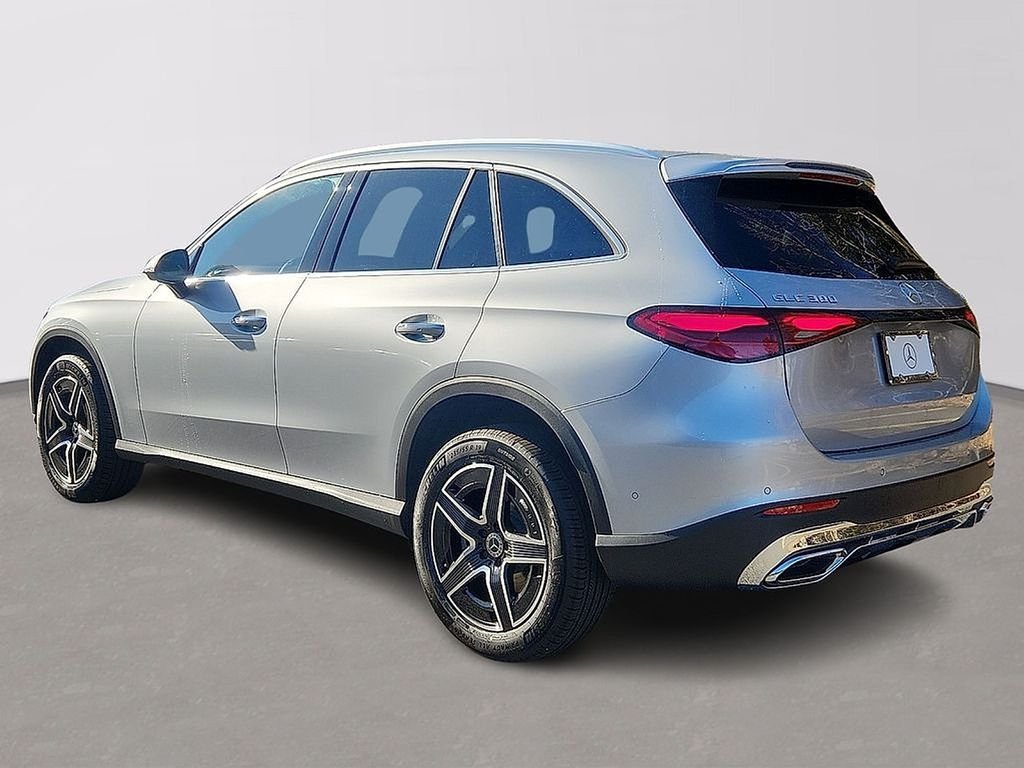 Used 2026 Cirrus Silver Metallic Mercedes-Benz GLC 300 image 4