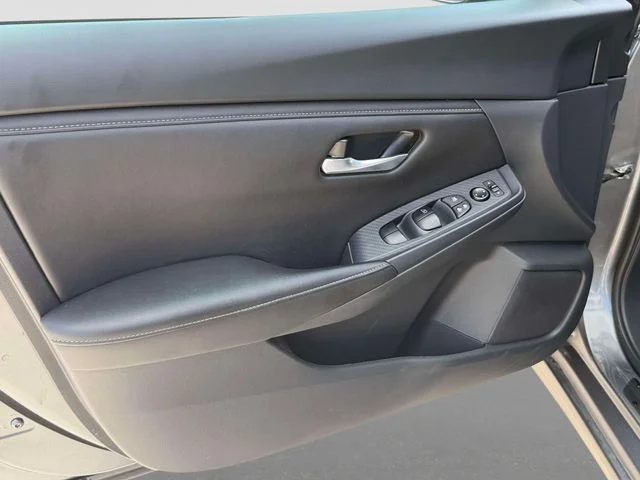 Used 2024 Gray Nissan SV image 17