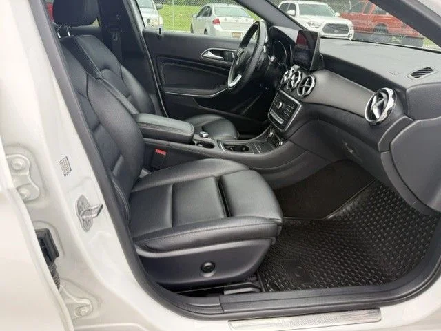 2019 Mercedes-Benz GLA-Class GLA250 - Photo 9