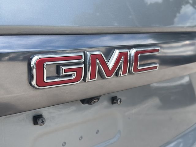 Used 2024 Sterling Metallic GMC AT4 image 11