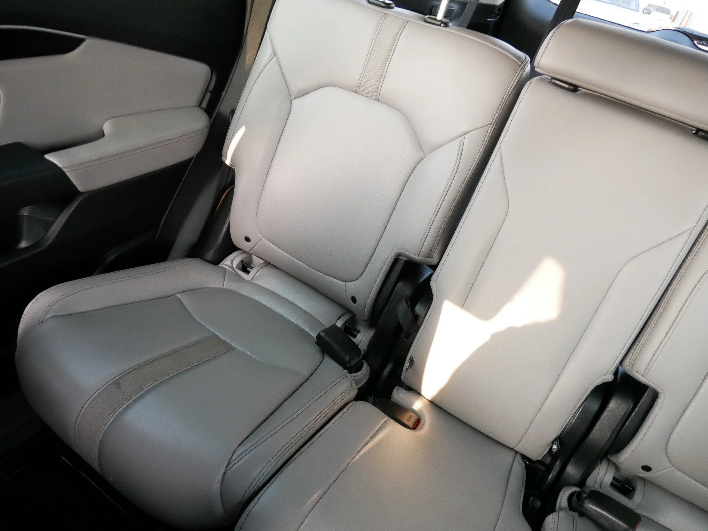 2023 Honda Pilot EX-L - Photo 12