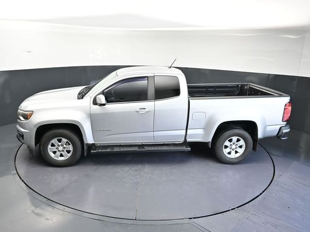 Used 2016 Silver Ice Metallic Chevrolet Work Truck image 28
