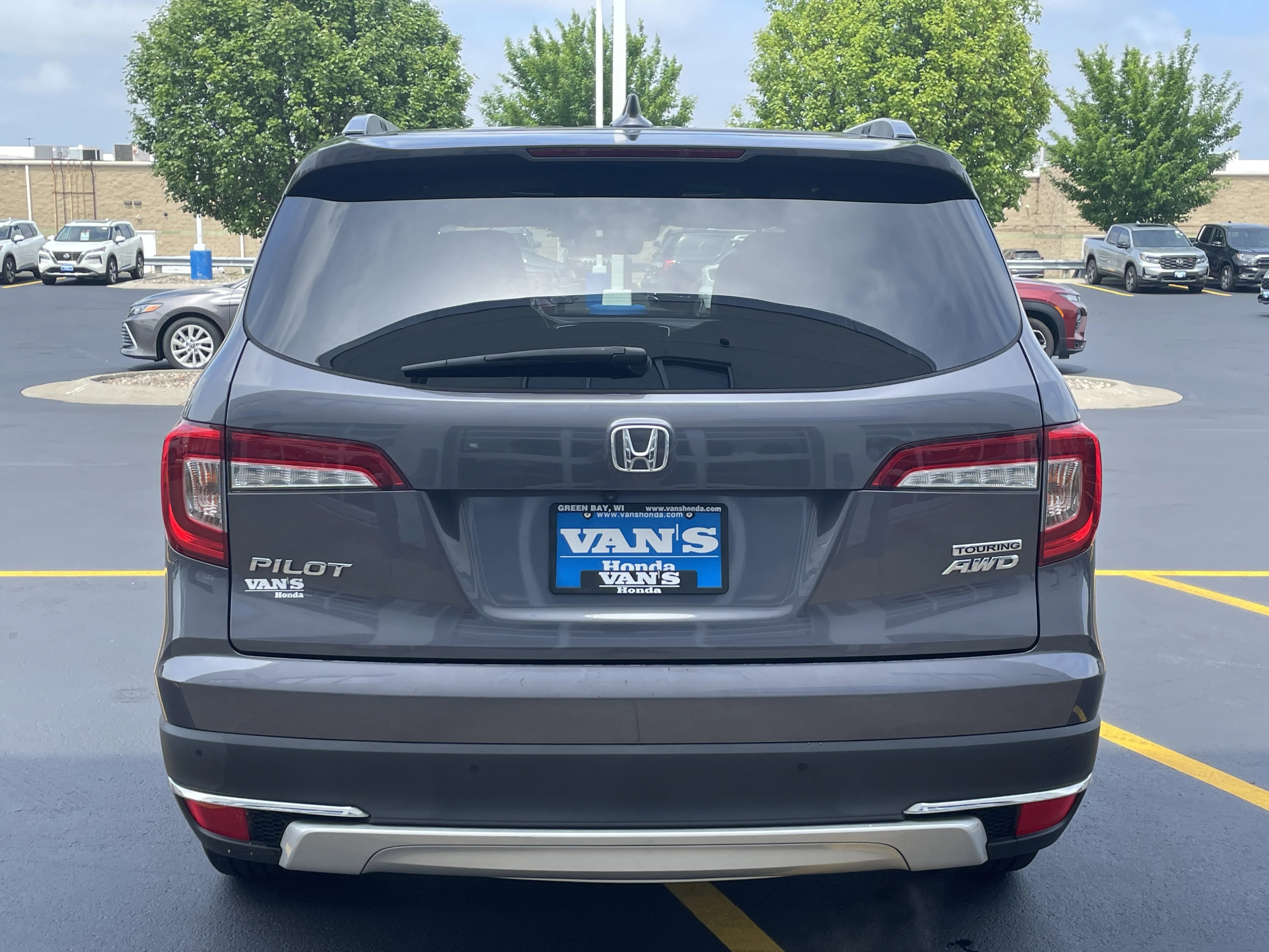 Used 2020 Gray Honda Touring 7-Passenger image 8