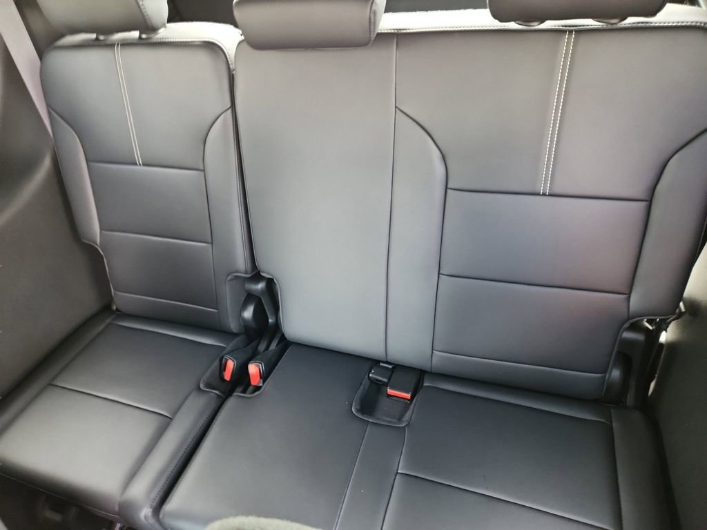 2026 GMC Acadia Elevation - Photo 10