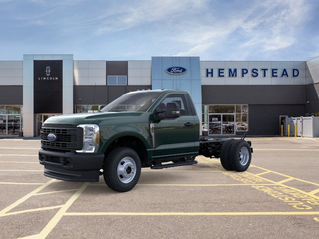 2026 Ford Chassis Cab F-350® XL