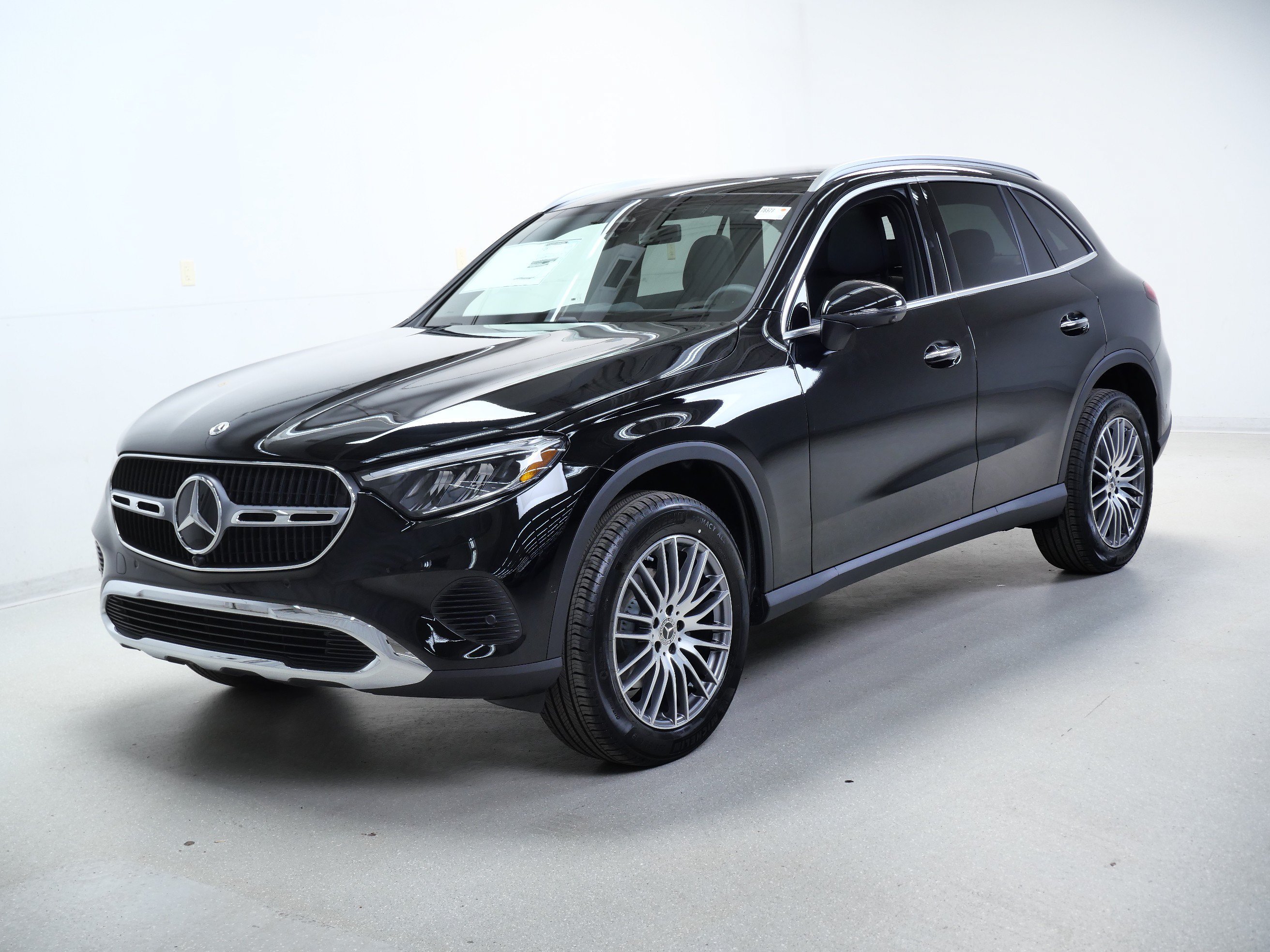 New 2026 Black Mercedes-Benz GLC 300 image 14
