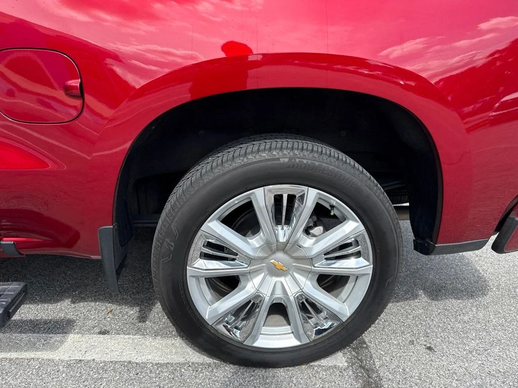 Used 2024 Red Chevrolet High Country image 20