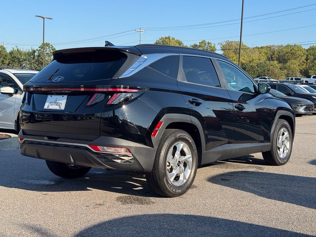 Certified Used 2022 Black Hyundai SEL image 11