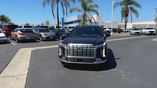 Used 2024 Red Hyundai Calligraphy image 3