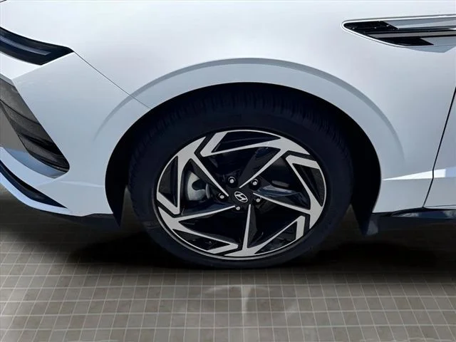 2026 Hyundai Sonata SEL - Photo 20
