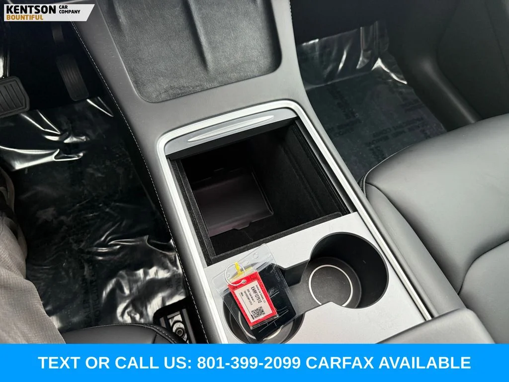 Used 2024 White Tesla Long Range image 21