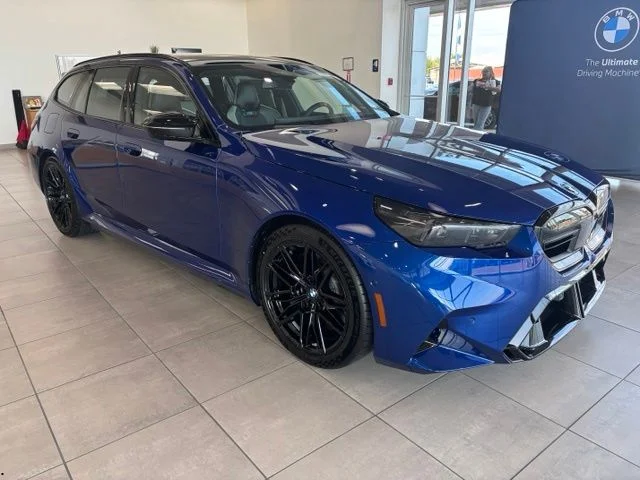 2027 BMW M5 Base