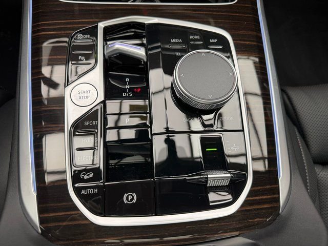 2025 BMW X5 50e - Photo 21