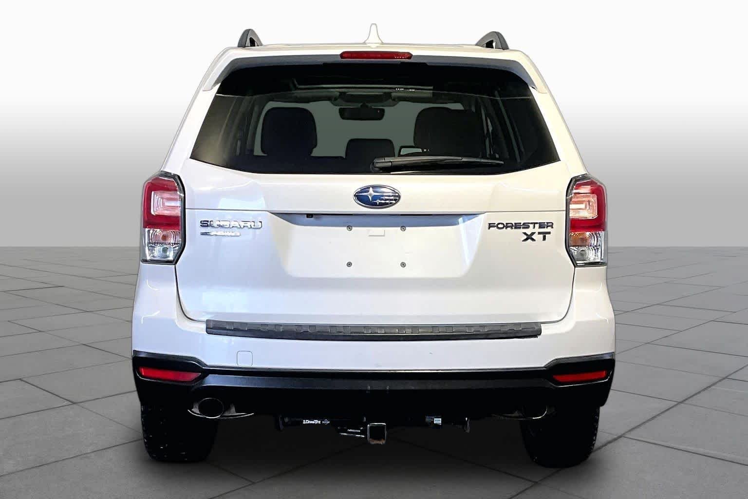 Used 2018 Crystal White Pearl Subaru Premium image 5