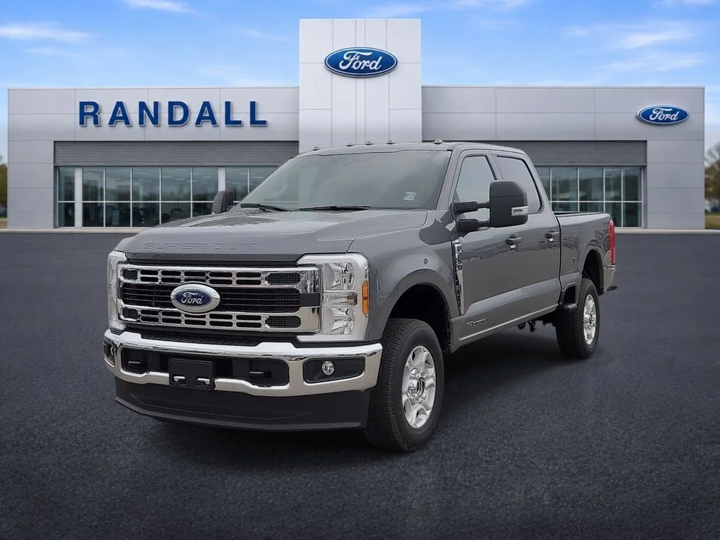 New 2026 Carbonized Gray Metallic Ford F-250® XLT image 2
