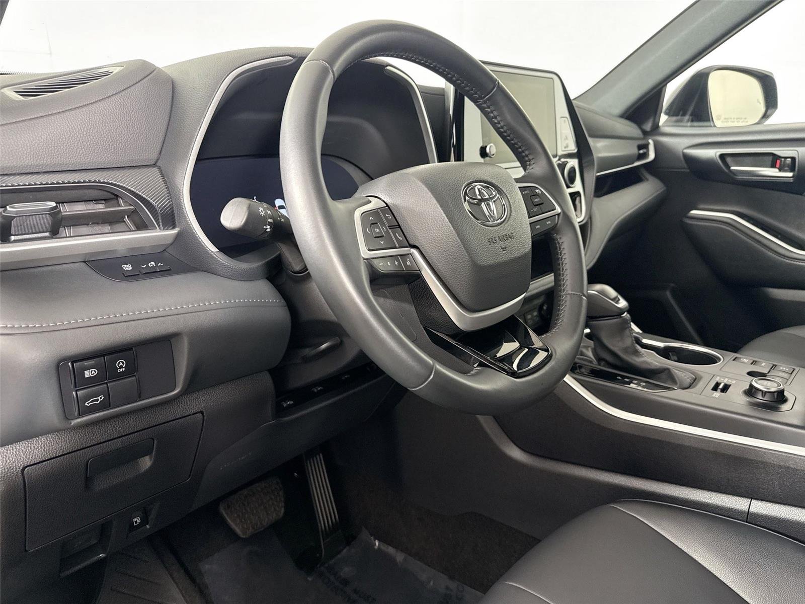 Used 2025 Blueprint Toyota XSE image 4