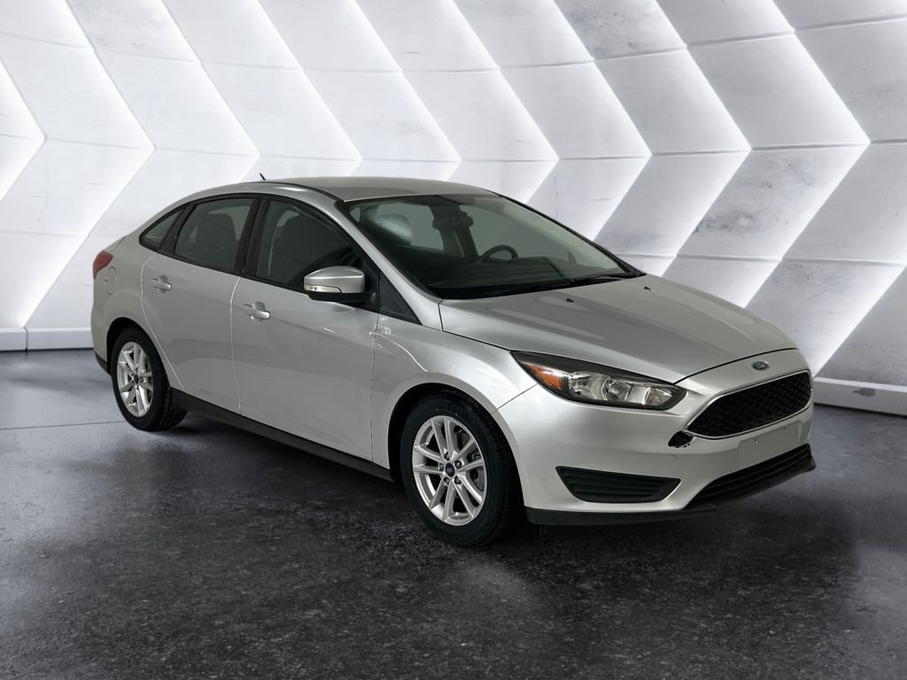 Silver 2016 Ford Focus SE Sedan Front-Wheel Drive