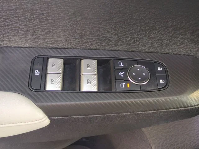 Used 2025 White Mitsubishi SEL image 14