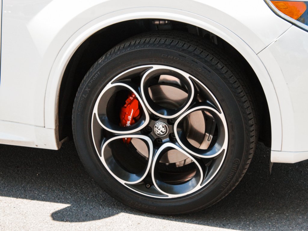 Used 2023 Alfa White Alfa Romeo Veloce image 4