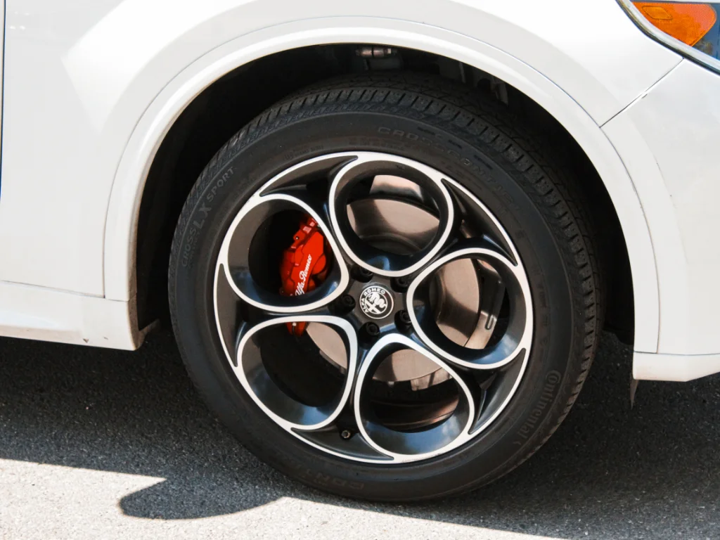 Used 2023 Alfa White Alfa Romeo Veloce image 4
