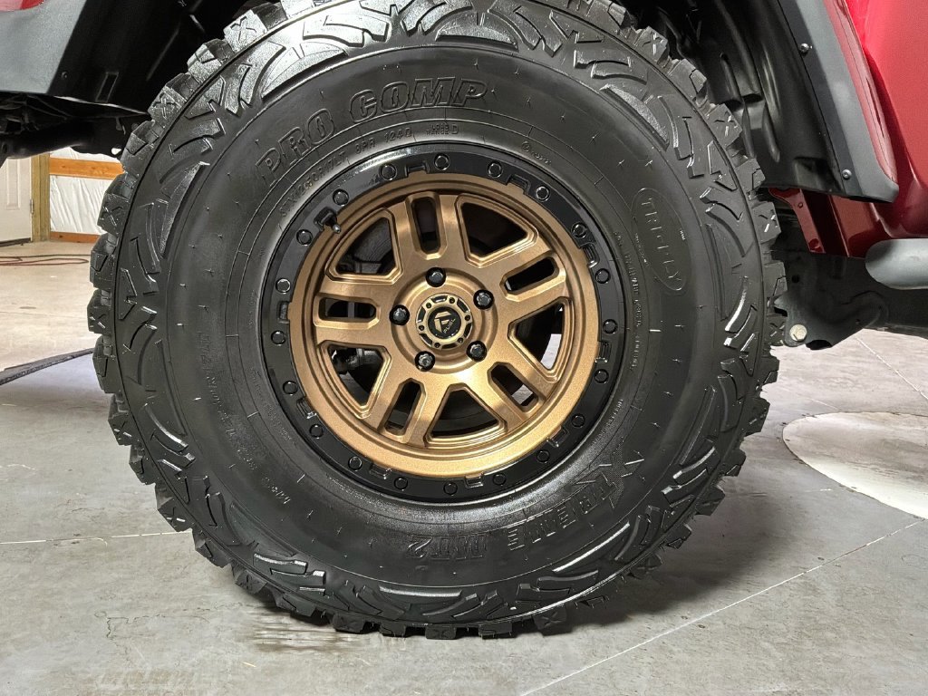 Certified Used 2021 Red Jeep Rubicon image 12