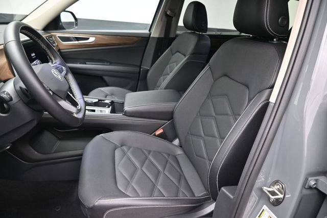 Used 2026  Volkswagen 2.0T SE w/Technology image 19