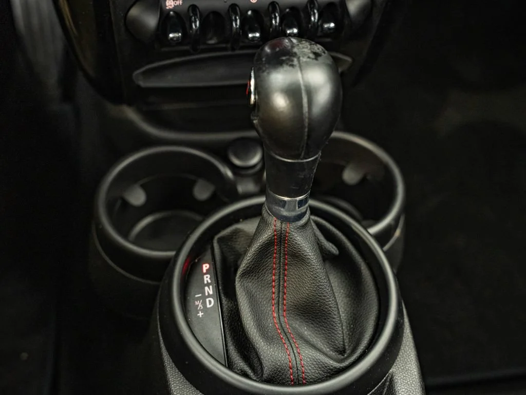 Used 2016 Absolute Black Metallic MINI  image 33