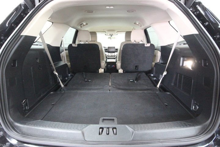 Used 2022 Black Ford XLT image 6