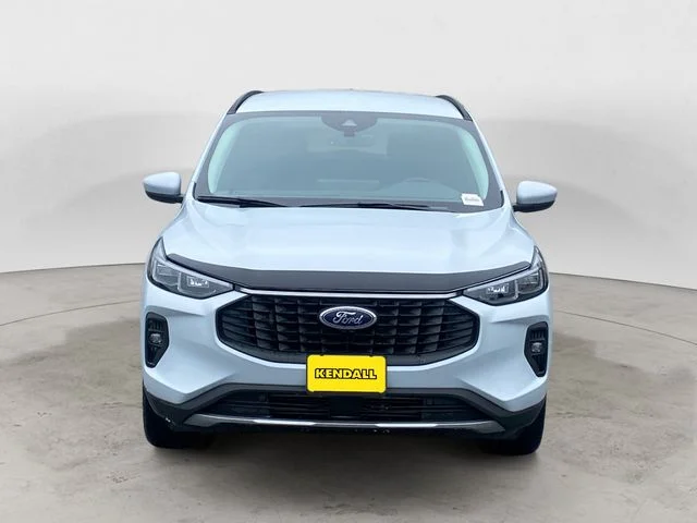 Used 2025 Silver Ford Platinum image 2