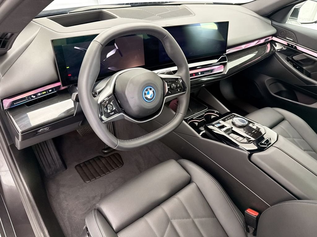2026 BMW i5 40 - Photo 9