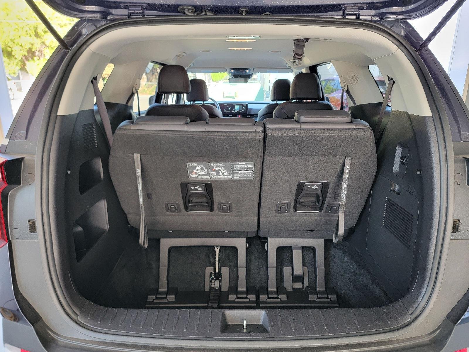 2026 Kia Carnival LXS - Photo 29