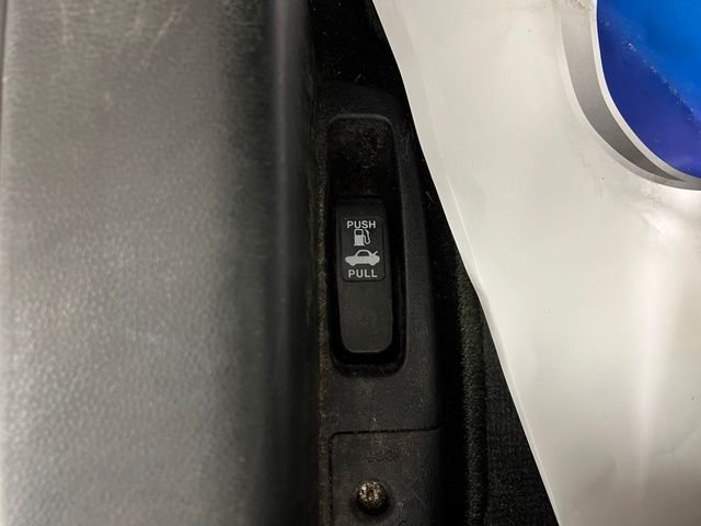 Used 2015 Gold Honda EX-L image 19