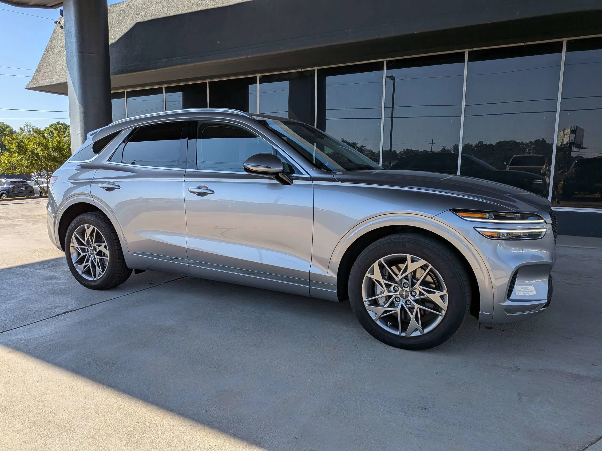 2025 GENESIS GV70