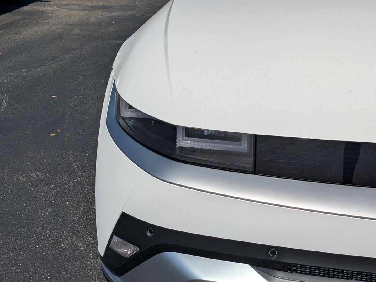 2025 Hyundai IONIQ 5 SE - Photo 9