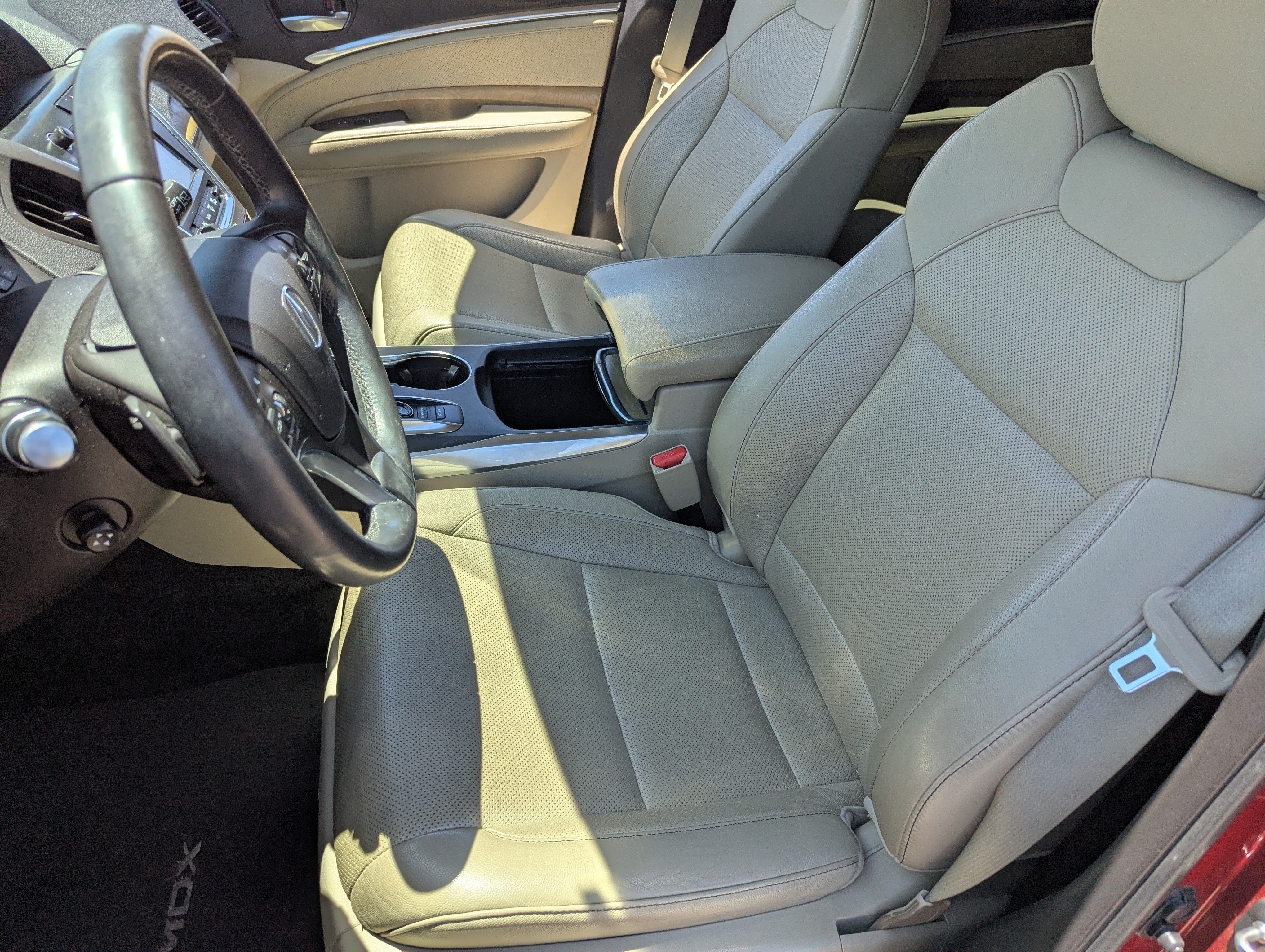 Used 2019 Performance Red Pearl Acura w/Technology Pkg image 18
