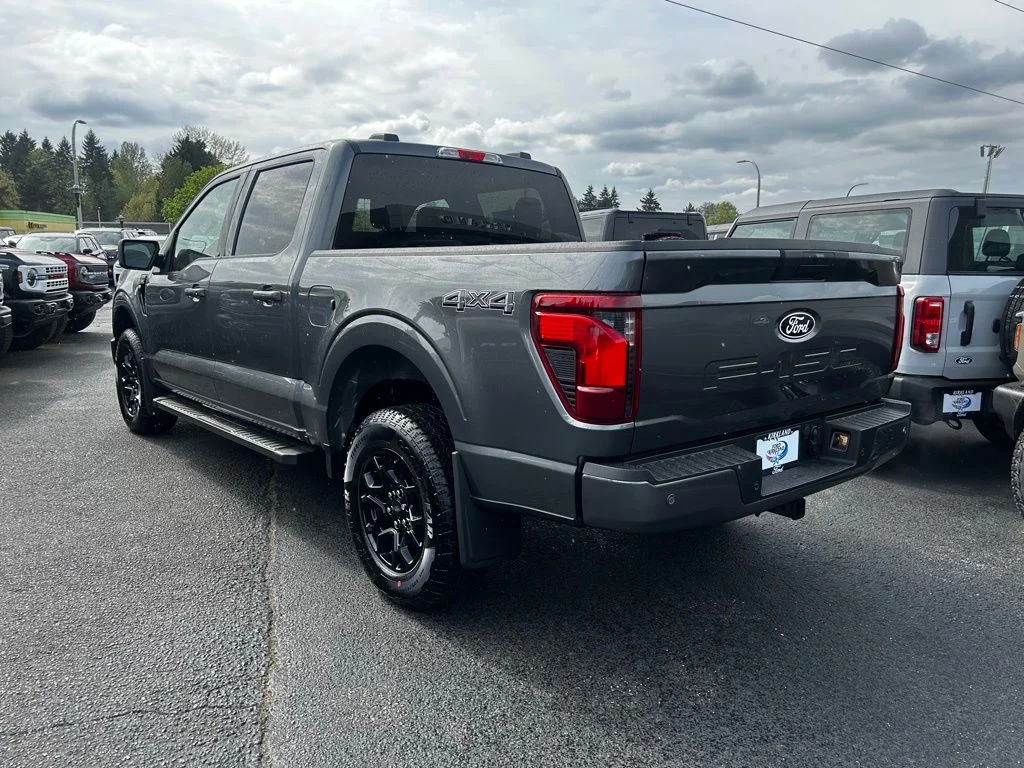 New 2026 Gray Ford XLT image 5