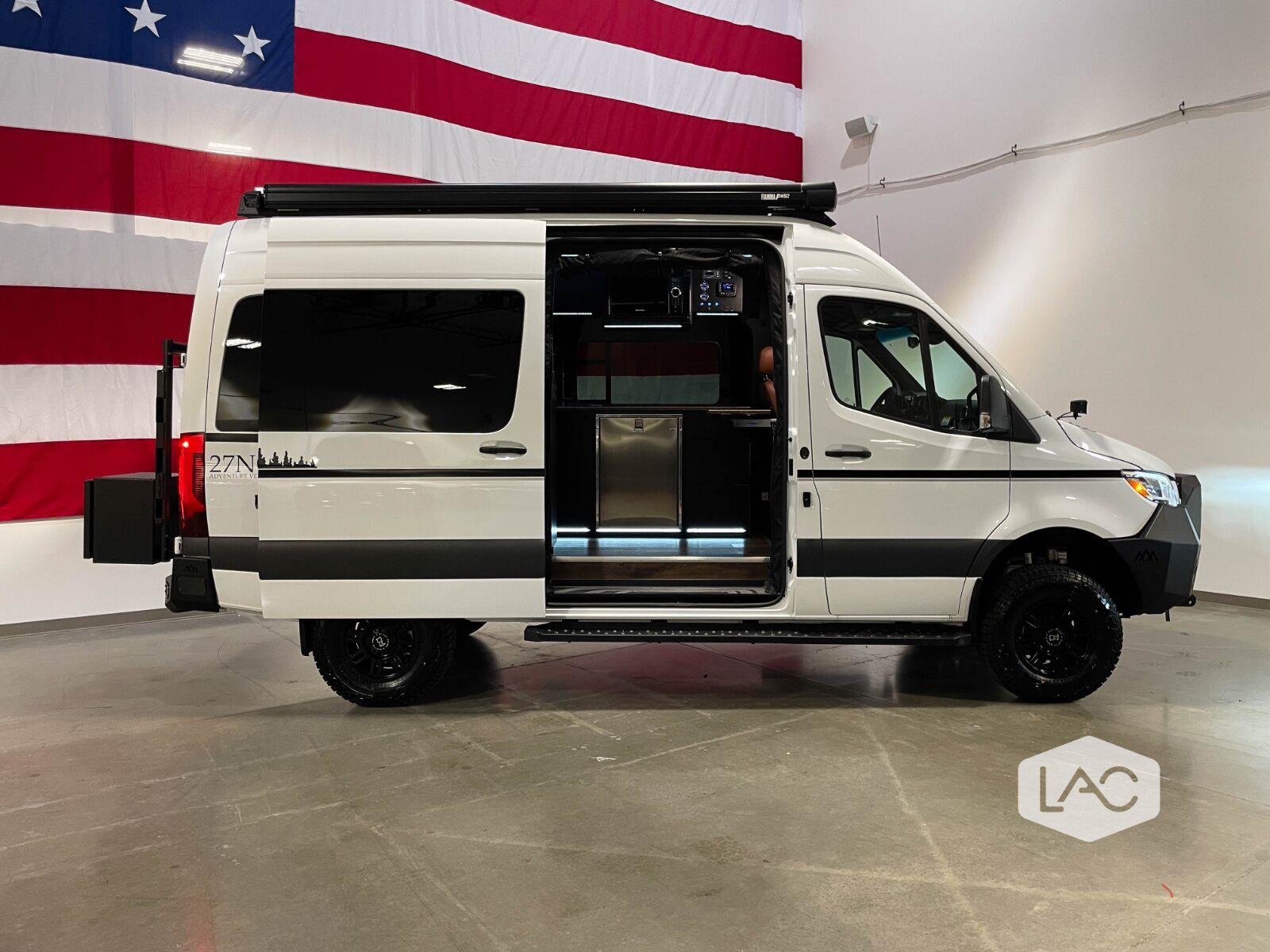 Used 2024 MATTE BLACK WRAP/ARTIC WHITE 27NORTH AWD | FALCON Shocks| Lithionics Batteries image 80