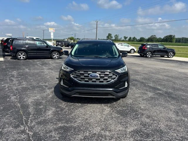 Used 2019 Black Metallic Ford SEL image 8