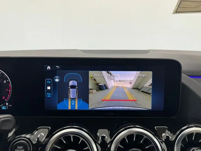 New 2026 White Mercedes-Benz GLA 250 image 27