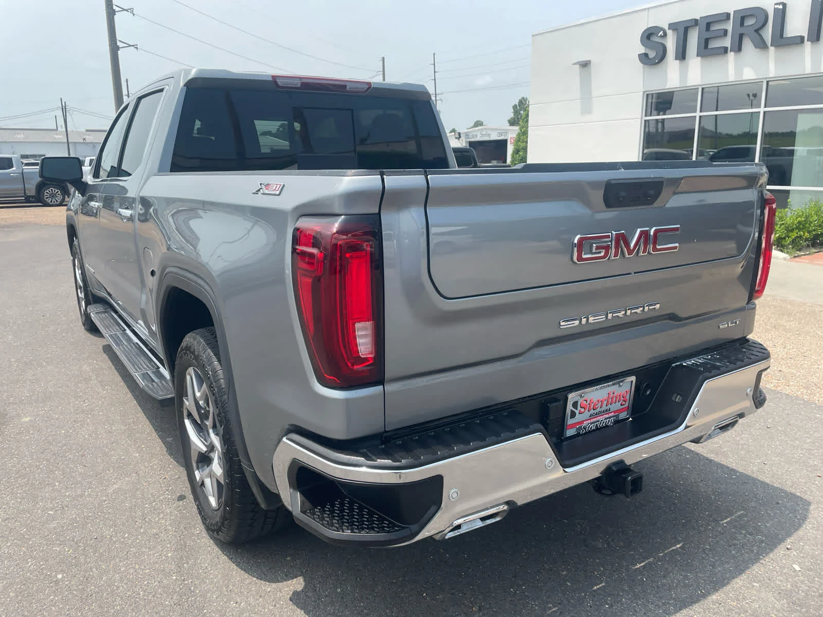 Used 2025 Sterling Metallic GMC SLT image 8