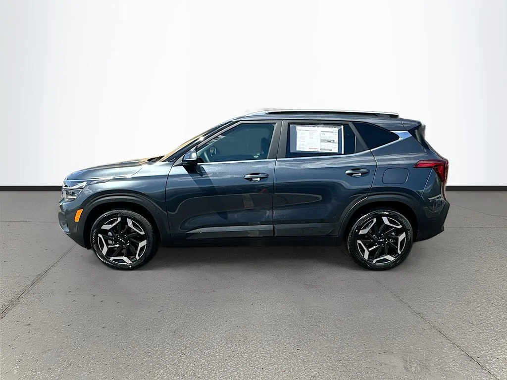 New 2026 Gravity Gray Kia SX image 4