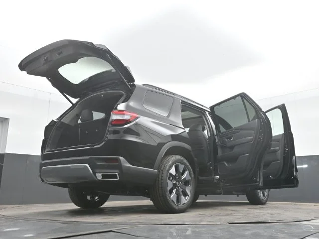 New 2026 Smoke Blue Pearl Honda Touring image 58