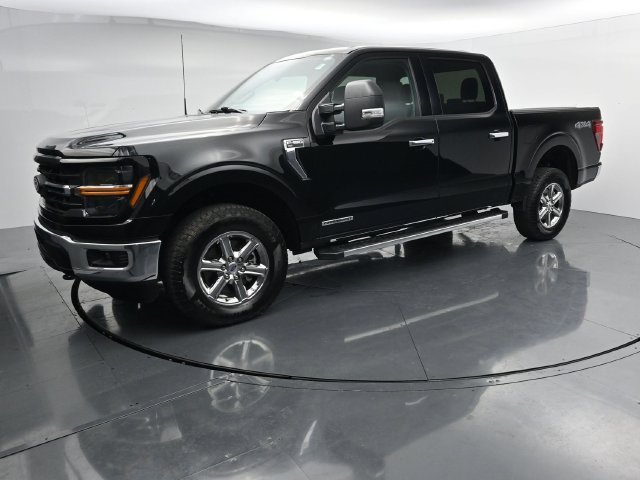 Certified Used 2025 Black Ford XLT image 4