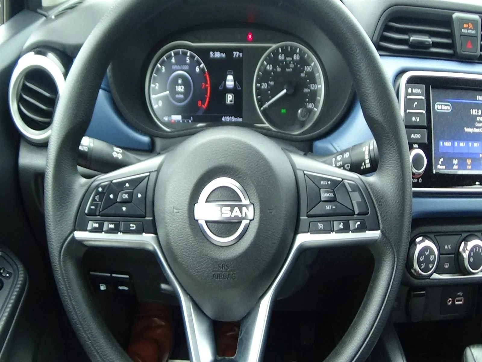 Used 2025 Super Black (kh3) Nissan SV image 18