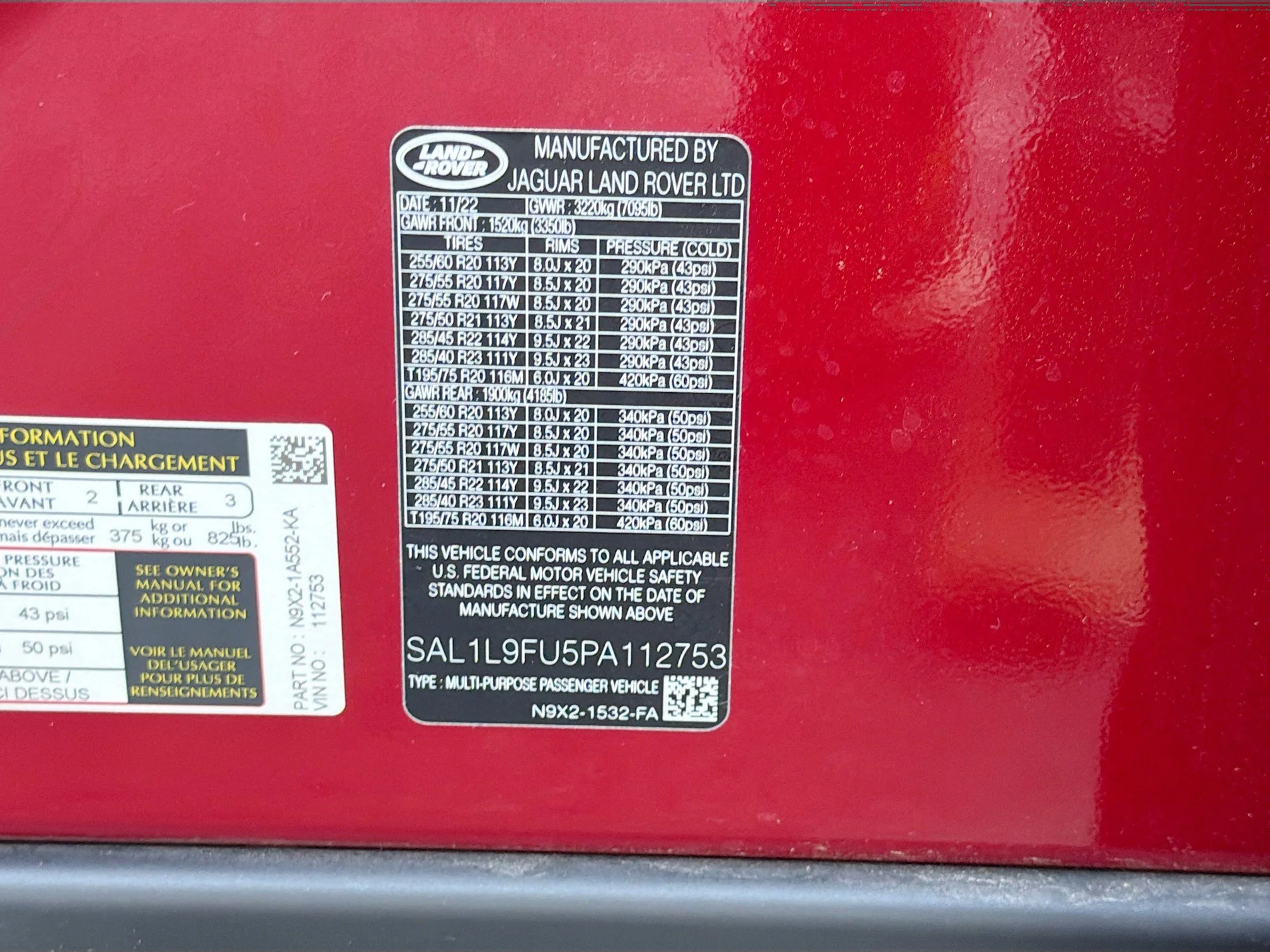 Used 2023 Firenze Red Metallic Land Rover SE Dynamic image 41