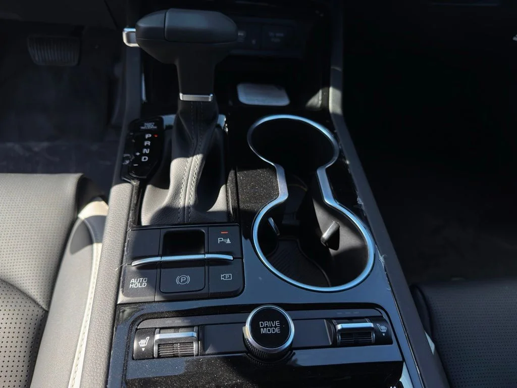 New 2026 White Kia GT-Line image 15