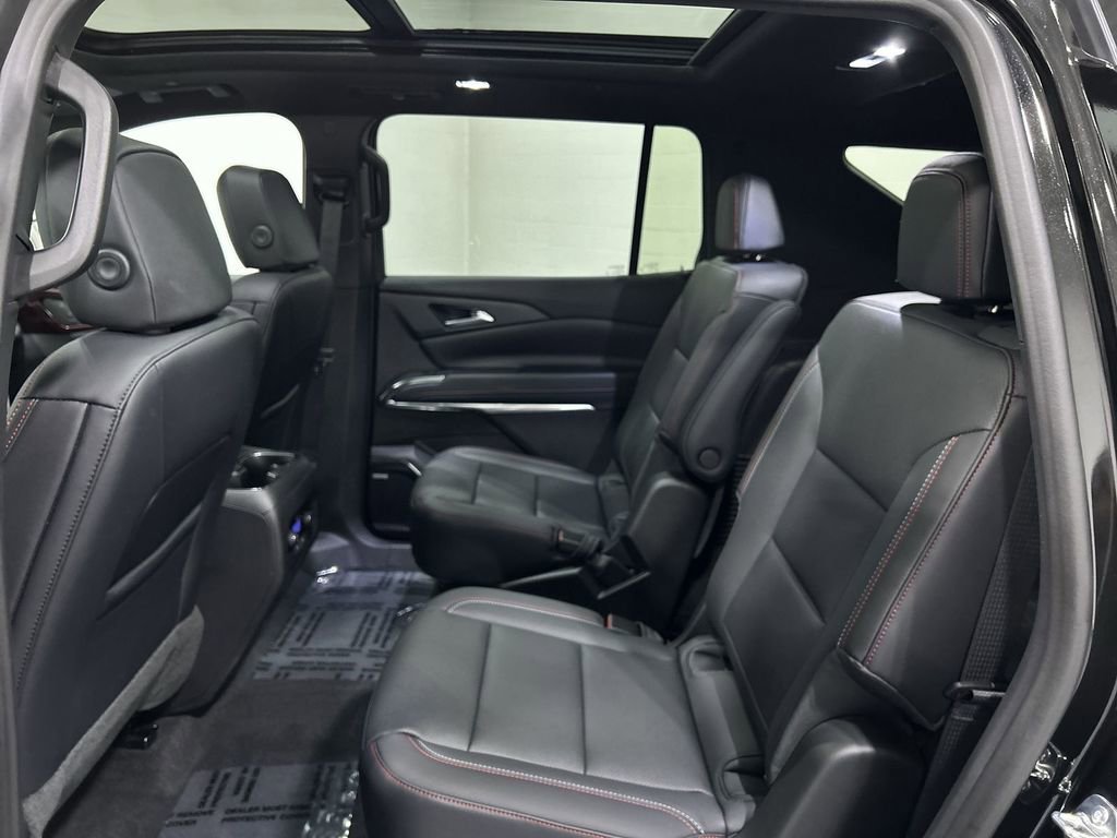 New 2026 Mosaic Black Metallic Chevrolet Z71 image 25